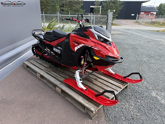 Lynx Shredder RE 3700 850 E-TEC HUB Elstart *Demo* 3 of 5