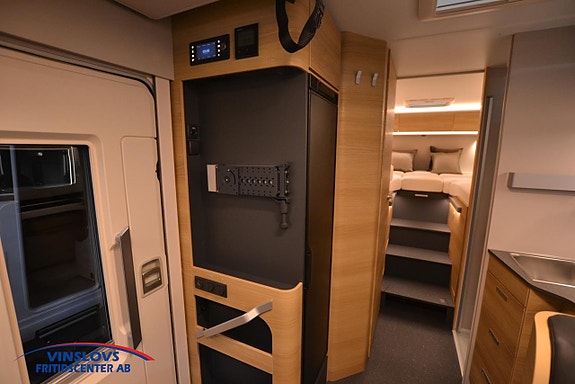Adria MATRIX SELECT 670 SL 13 of 14