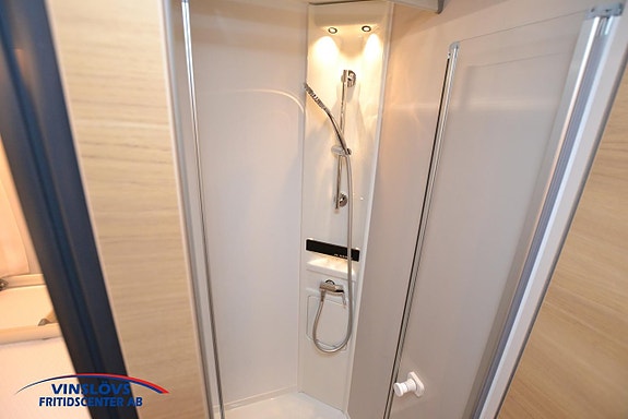 Adria MATRIX SELECT 670 SL 11 of 14