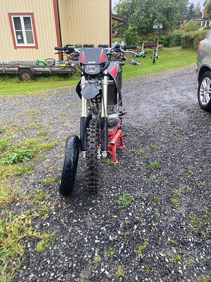 Honda HM CRF450 sm 2 of 3