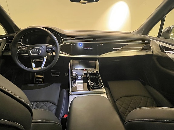 Audi Q7 8 of 10