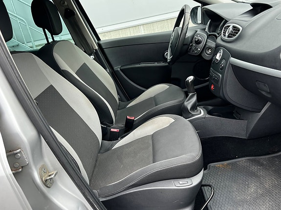 Renault Clio 6 of 20