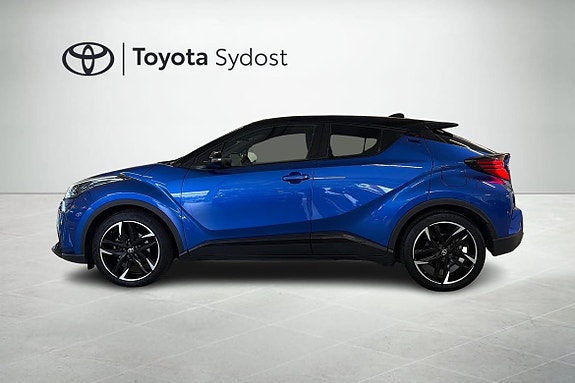 Toyota C-HR 3 of 14