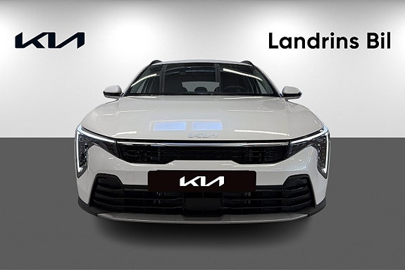 Kia K4 2 of 17