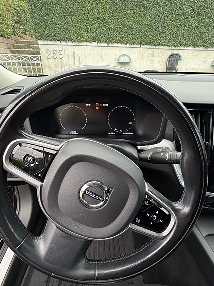 Volvo V60 9 of 12