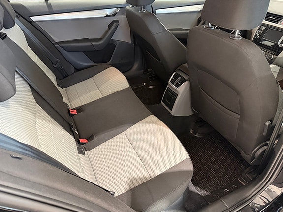 Skoda Octavia 13 of 18
