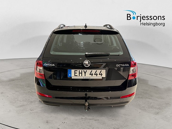Skoda Octavia 4 of 18