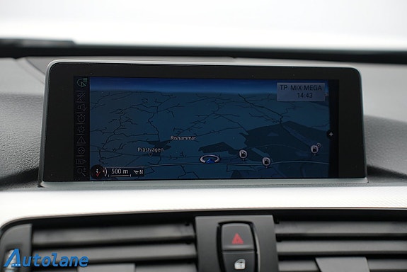 BMW 328i 26 of 30