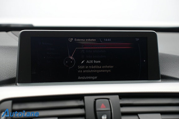 BMW 328i 28 of 30