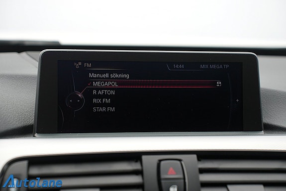 BMW 328i 29 of 30