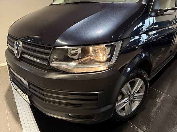 Volkswagen Transporter 11 of 30
