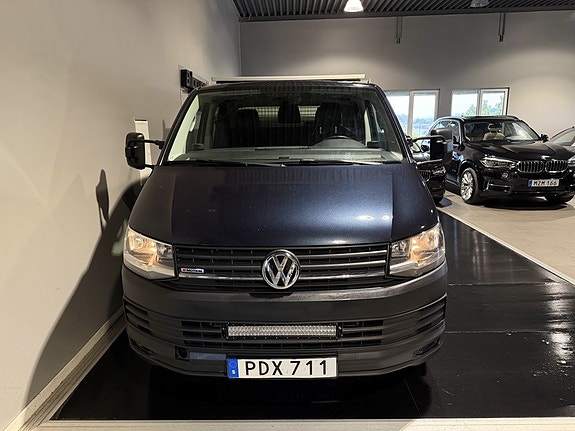 Volkswagen Transporter 4 of 30