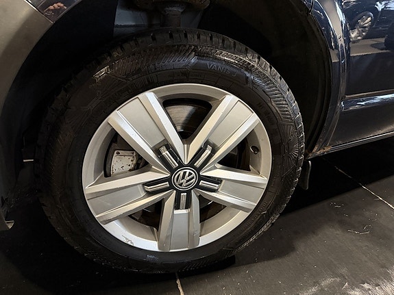 Volkswagen Transporter 13 of 30