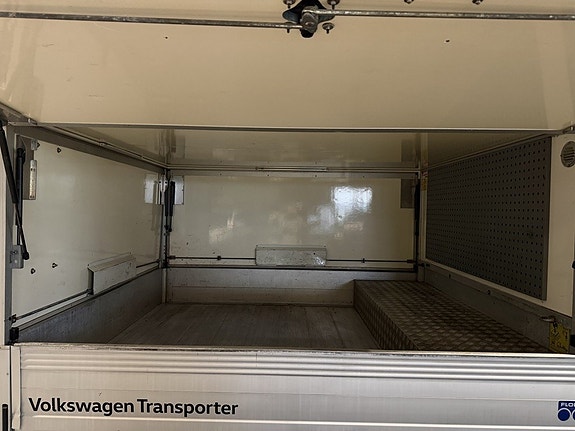 Volkswagen Transporter 17 of 30