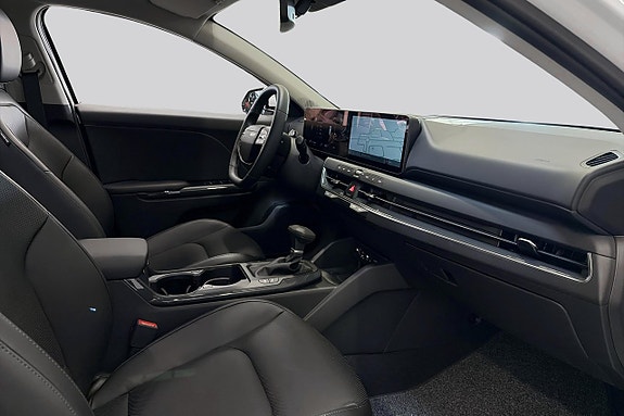 Kia K4 16 of 17
