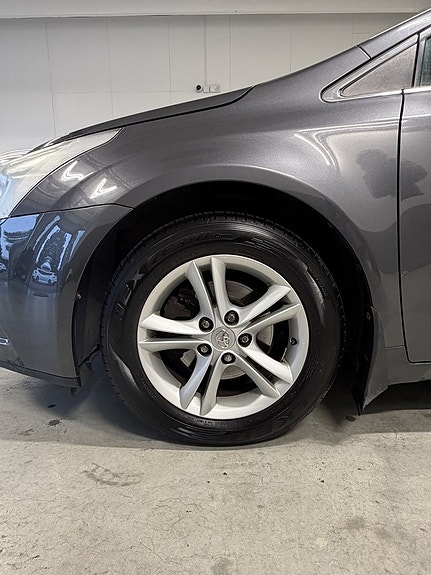 Toyota Avensis 20 of 21