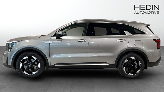 Kia Sorento 6 of 13