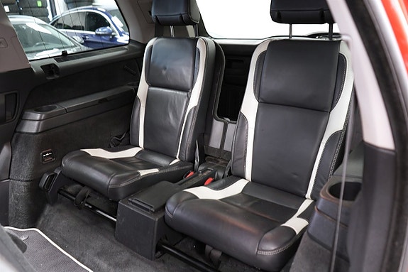 Volvo XC90 13 of 26