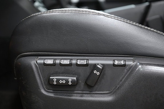 Volvo XC90 15 of 26