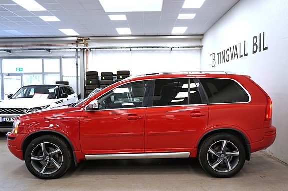 Volvo XC90 2 of 26