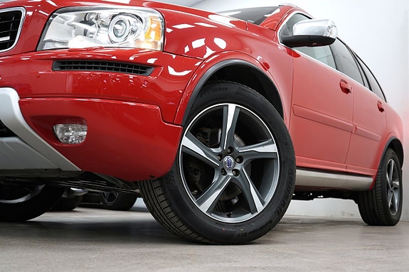 Volvo XC90 10 of 26