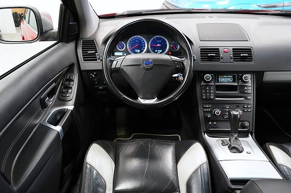 Volvo XC90 19 of 26