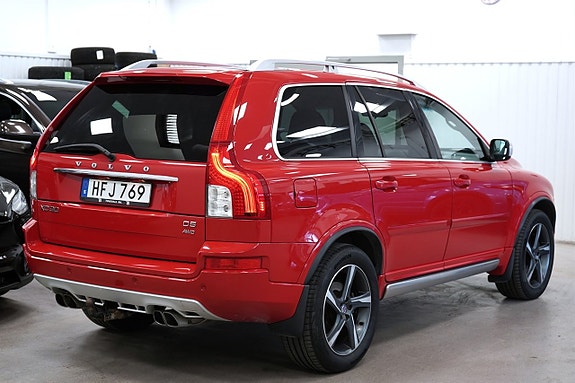 Volvo XC90 5 of 26