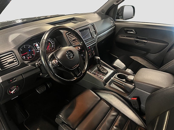 Volkswagen Amarok 9 of 26