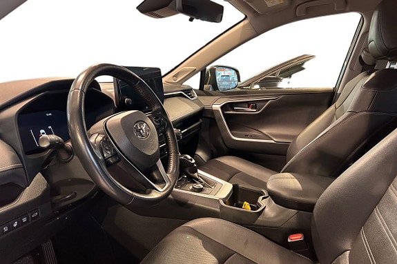 Toyota RAV4 14 of 21