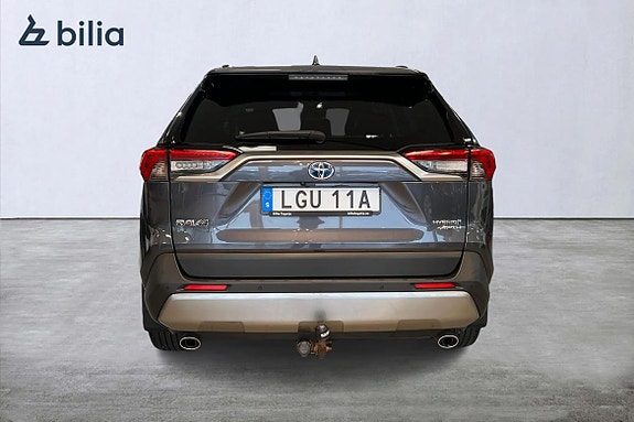 Toyota RAV4 5 of 21