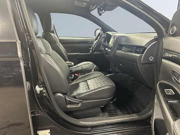 Mitsubishi Outlander 10 of 22