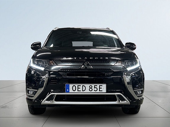 Mitsubishi Outlander 2 of 22
