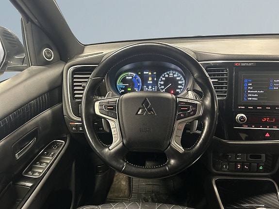 Mitsubishi Outlander 9 of 22