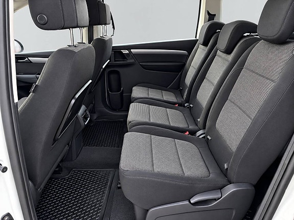 Volkswagen Sharan 8 of 10