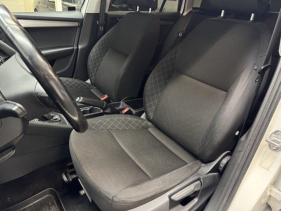 Skoda Octavia 10 of 16