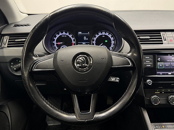 Skoda Octavia 13 of 16