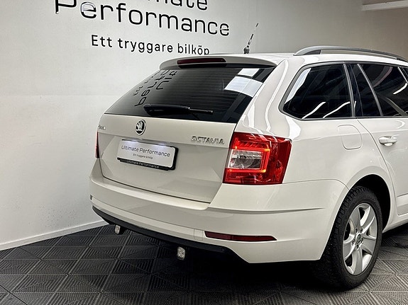 Skoda Octavia 6 of 16