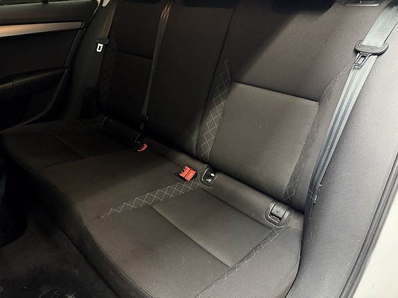 Skoda Octavia 11 of 16