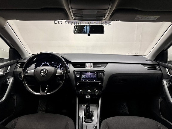 Skoda Octavia 12 of 16