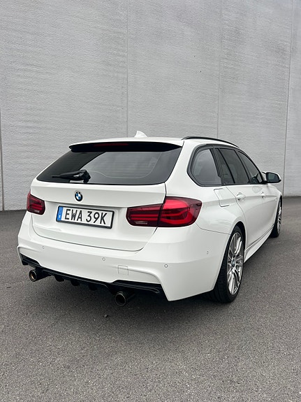 BMW 340i 3 of 10