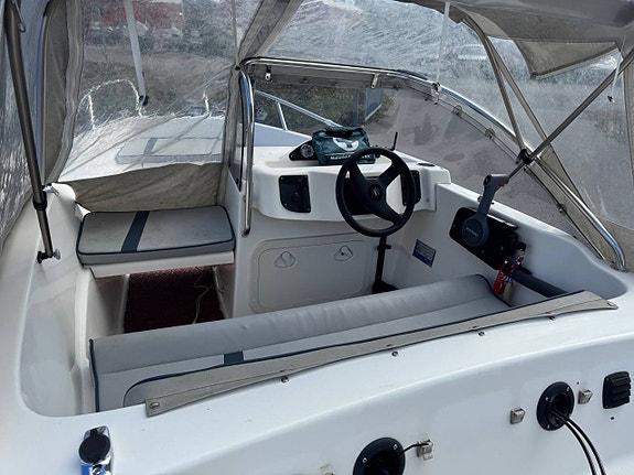 MV MARIN 4600 MED SUZUKI 40 HK - 2007 10 of 11