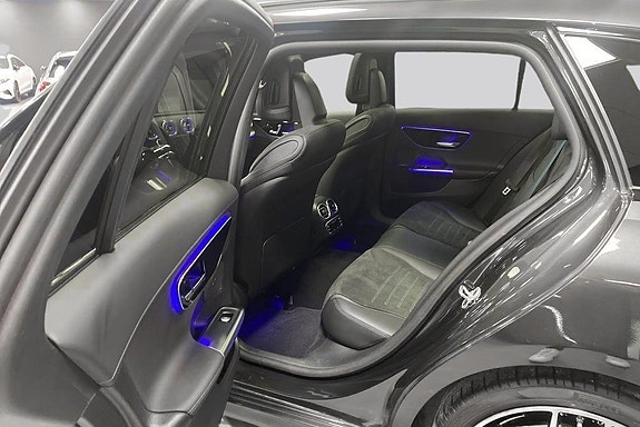 Mercedes-Benz C300 9 of 14