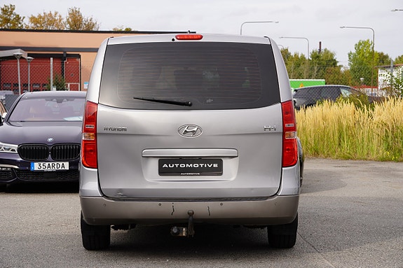 Hyundai H-1 5 of 11