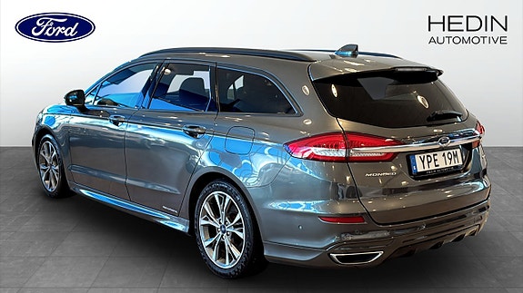Ford Mondeo 2 of 9