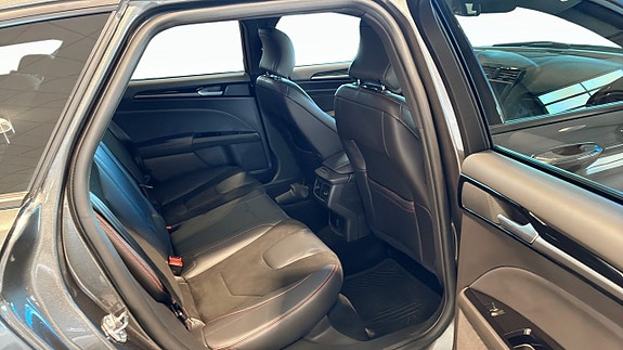 Ford Mondeo 5 of 9