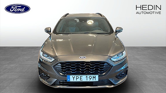 Ford Mondeo 8 of 9