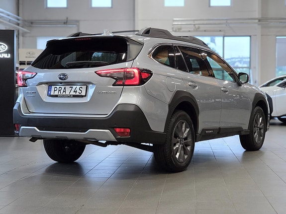 Subaru Outback 5 of 15