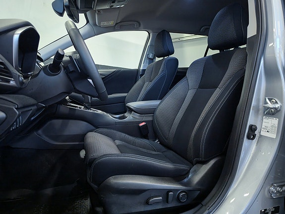 Subaru Outback 7 of 15