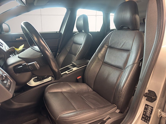 Volvo V50 9 of 23