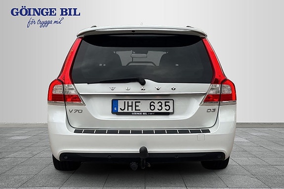 Volvo V70 7 of 15